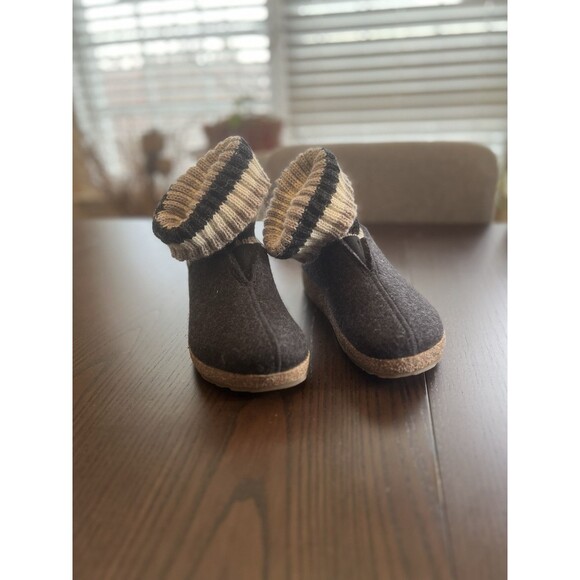 Haflinger Black and Brown Ankle Booties - Picture 4 of 11